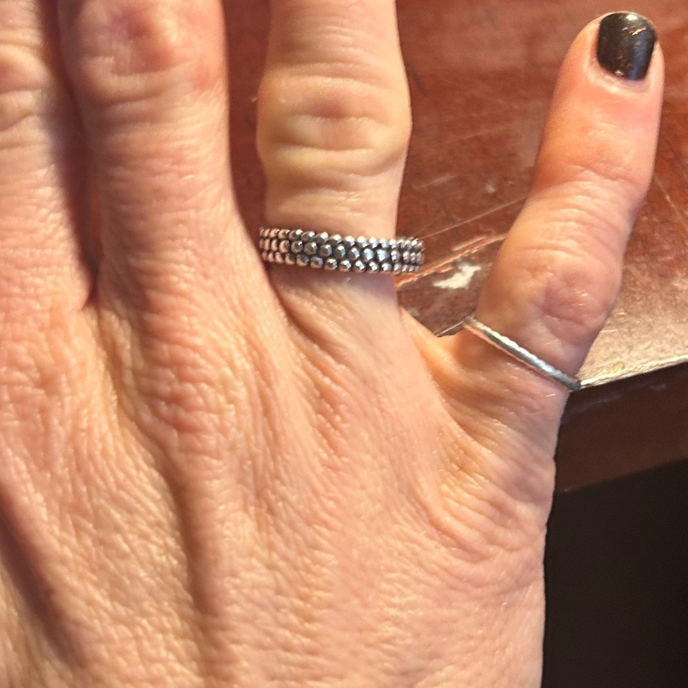 Designer inspired ring .925 silver- sz 6, made in Bali